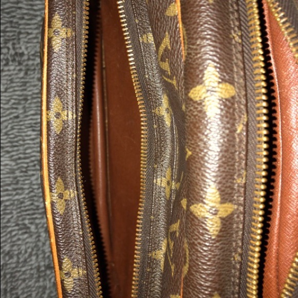 Vintage Louis Vuitton Trocadero Bag - Picture 5 of 8